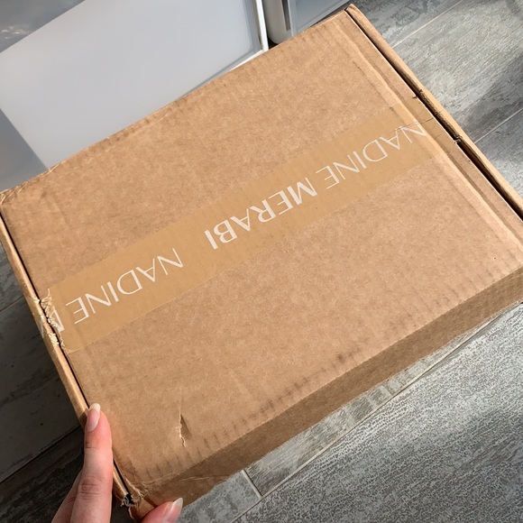 Nadine MERABI Logo Primted Packaging Cardboard Box - Picture 1 of 9
